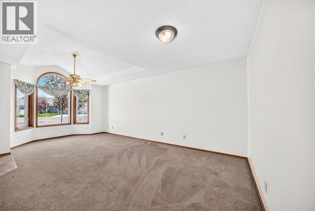 3 Parklane Place