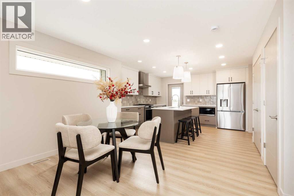 320 Aquitania Boulevard West - Photo 7