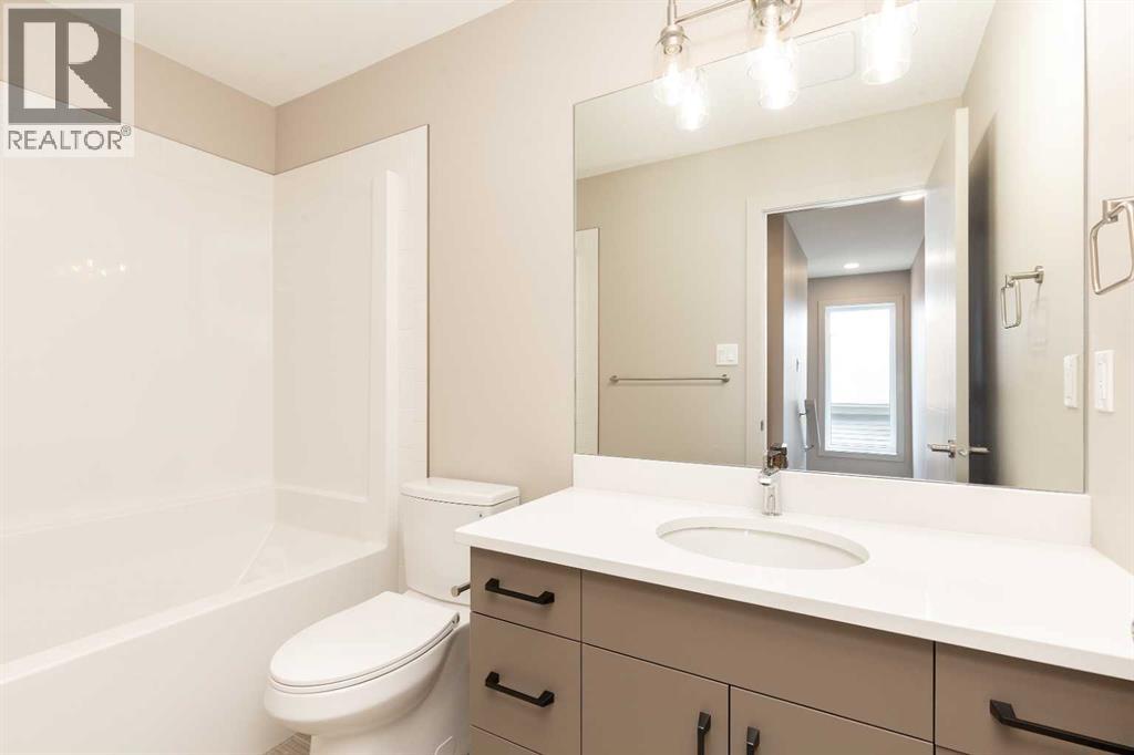 320 Aquitania Boulevard West - Photo 20