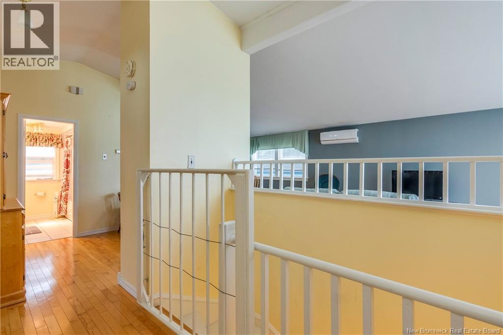 118 Simpson Drive - 44