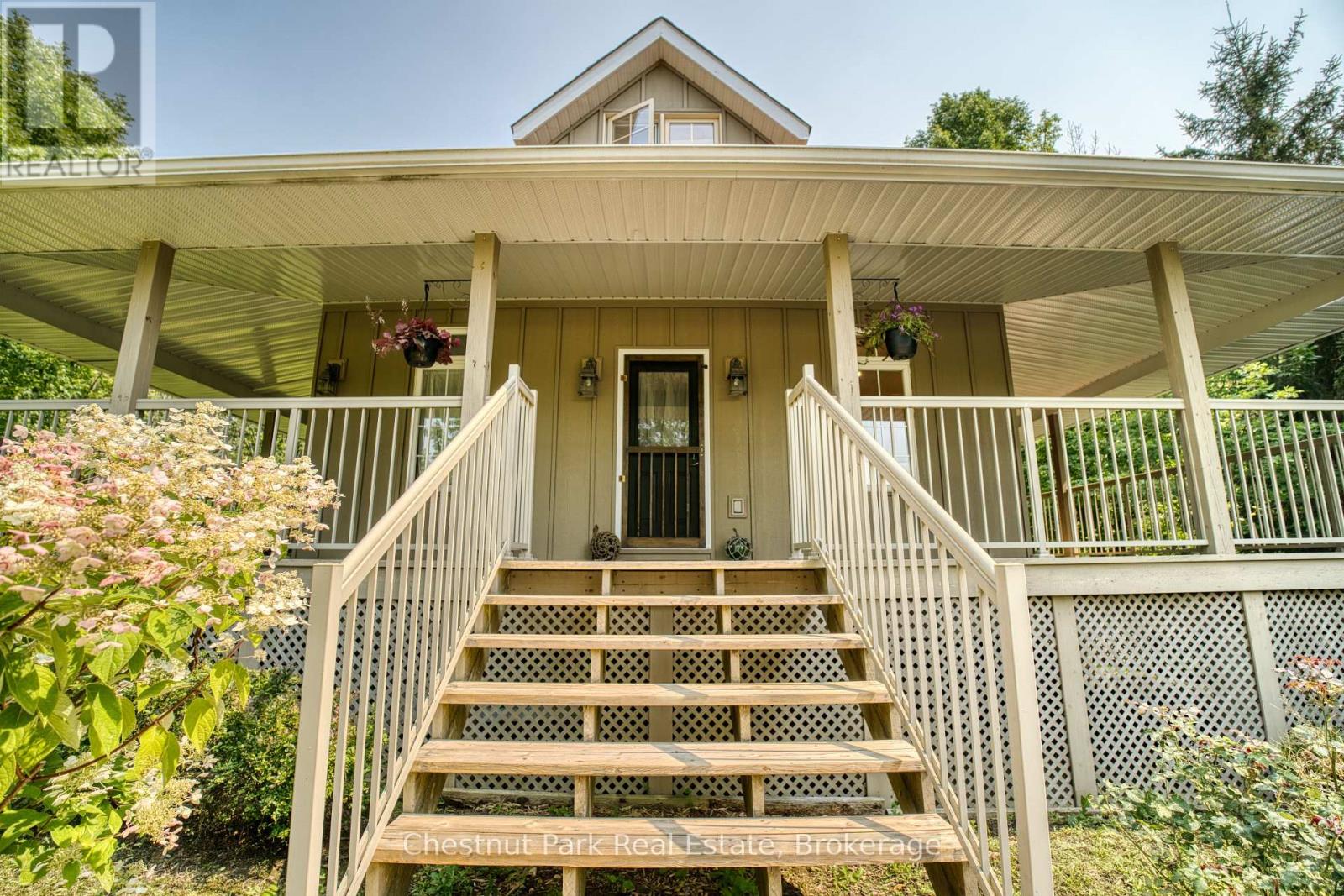 76 EVERETT ROAD - 4