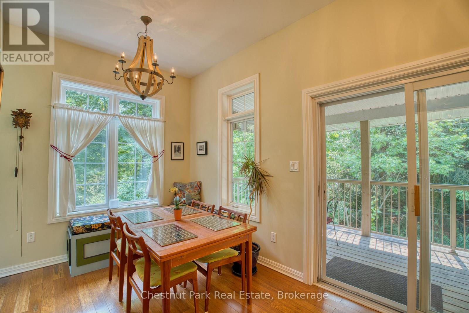 76 EVERETT ROAD - 9