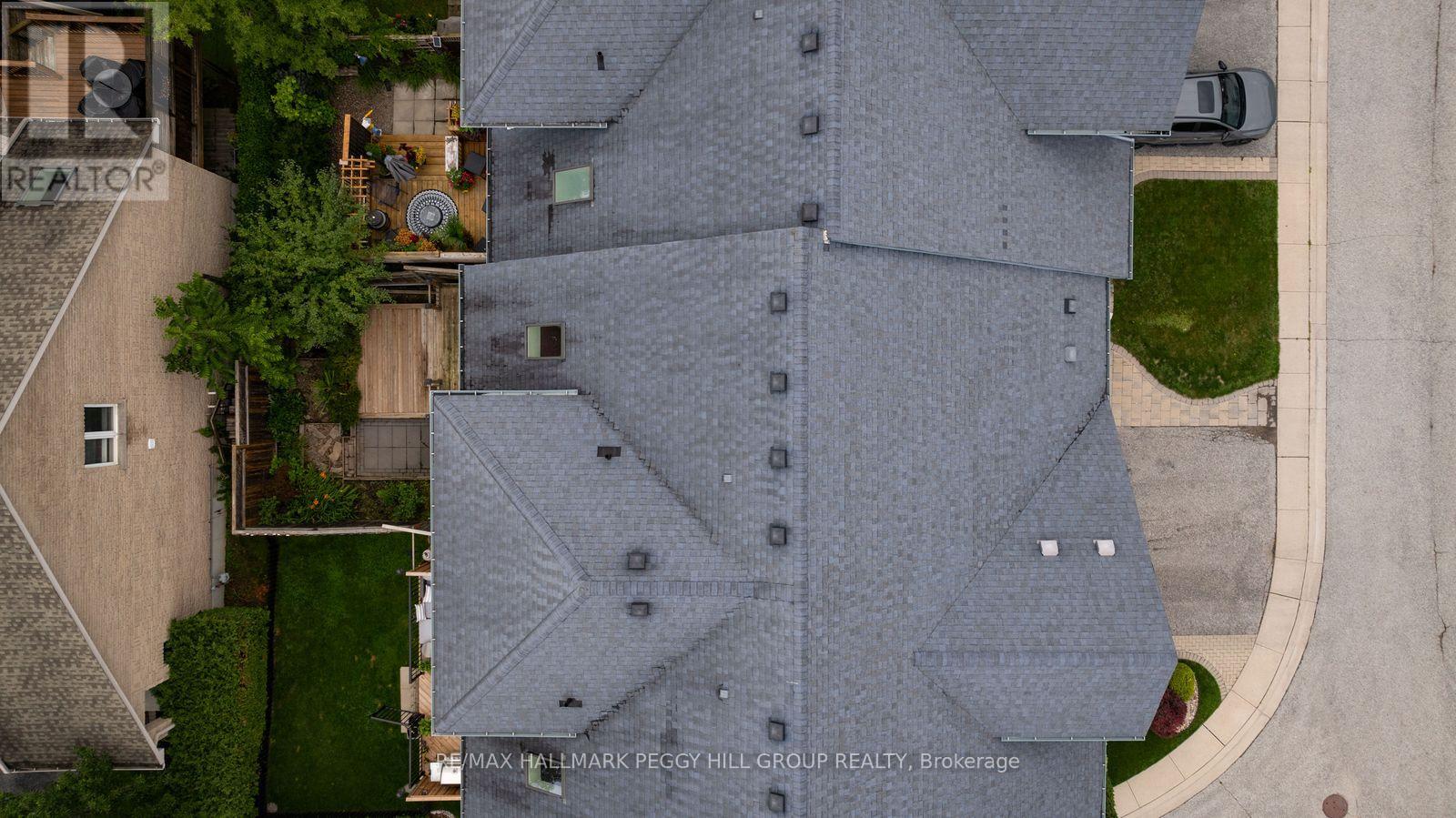 #11 125 HURONIA ROAD - 16