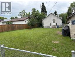 5110 60 Avenue, Ponoka, AB T4J1G1 Photo 10