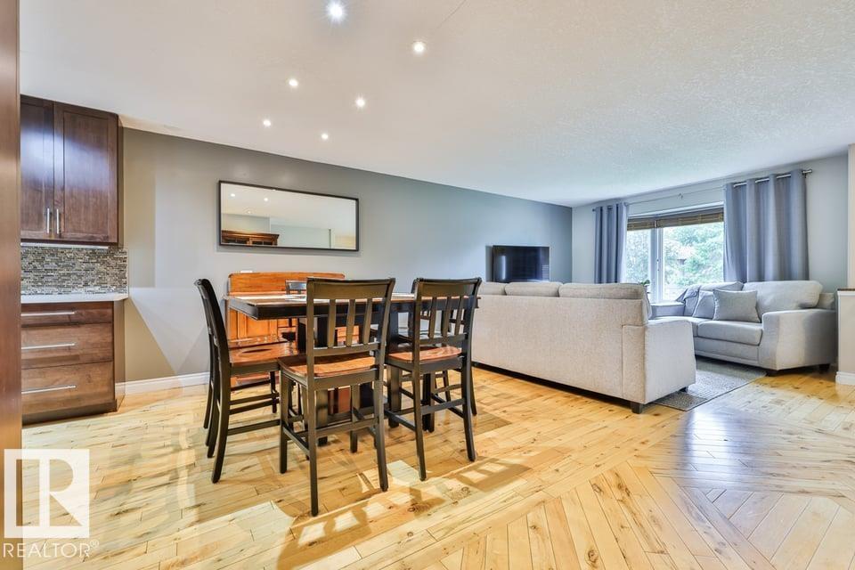 3727 45 ST NW - 10