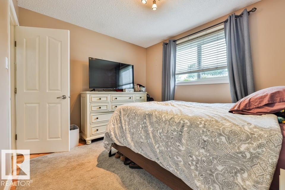 3727 45 ST NW - 17