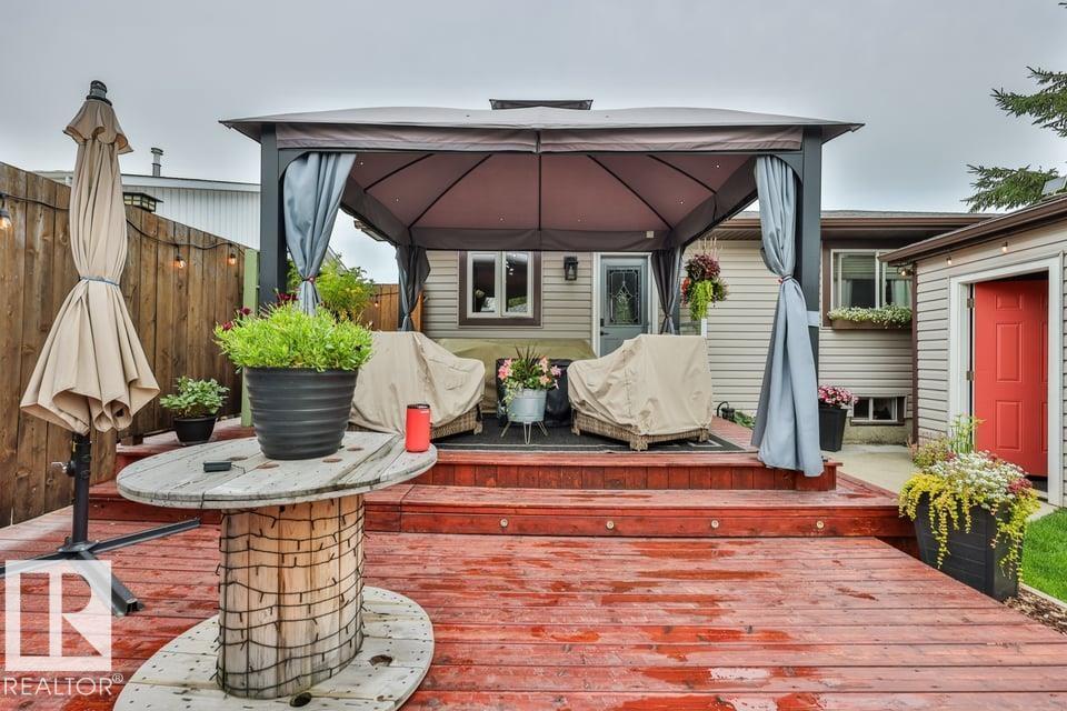 3727 45 ST NW - 37