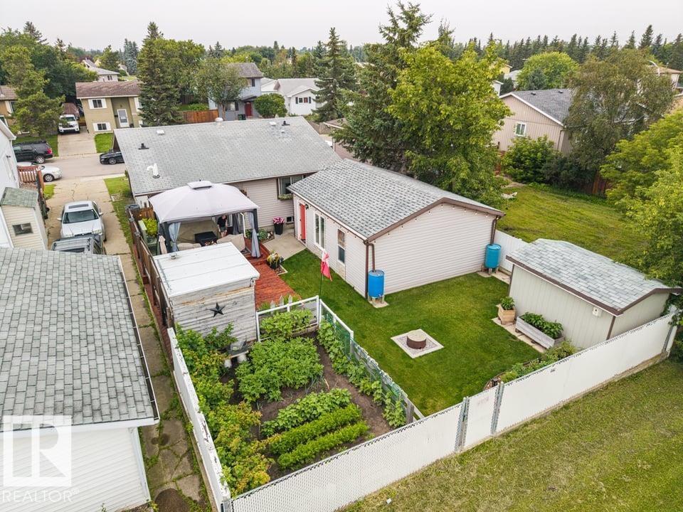 3727 45 ST NW - 43