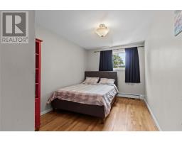 42 Kennedy Road thumbnail 10