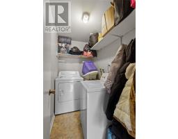 42 Kennedy Road thumbnail 15
