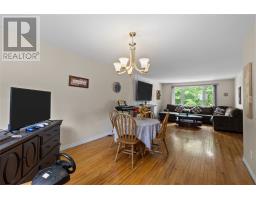 42 Kennedy Road thumbnail 6