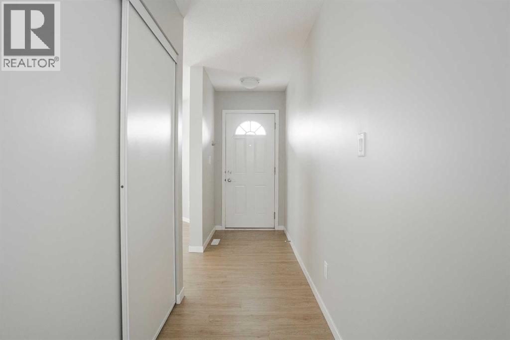 #37 711 Beacon Hill Drive - Image 4