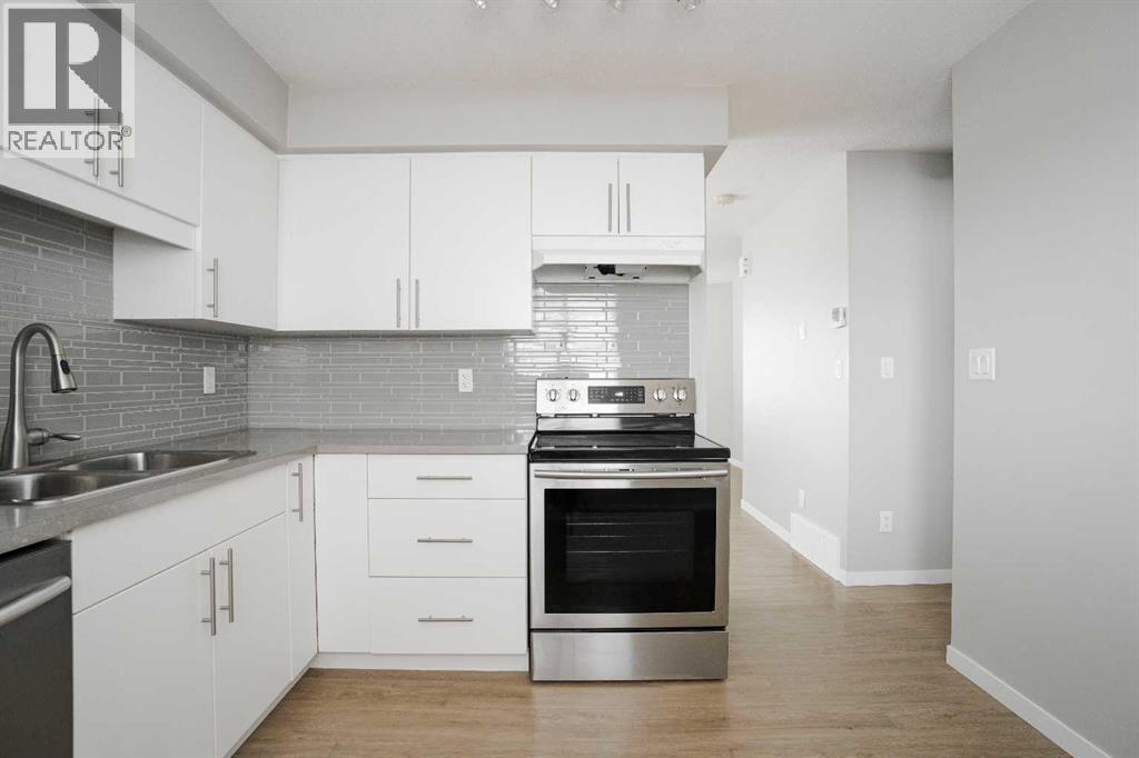 #37 711 Beacon Hill Drive - Image 14