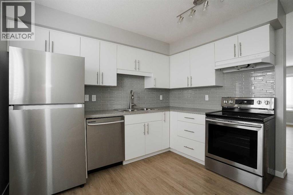 #37 711 Beacon Hill Drive - Image 13