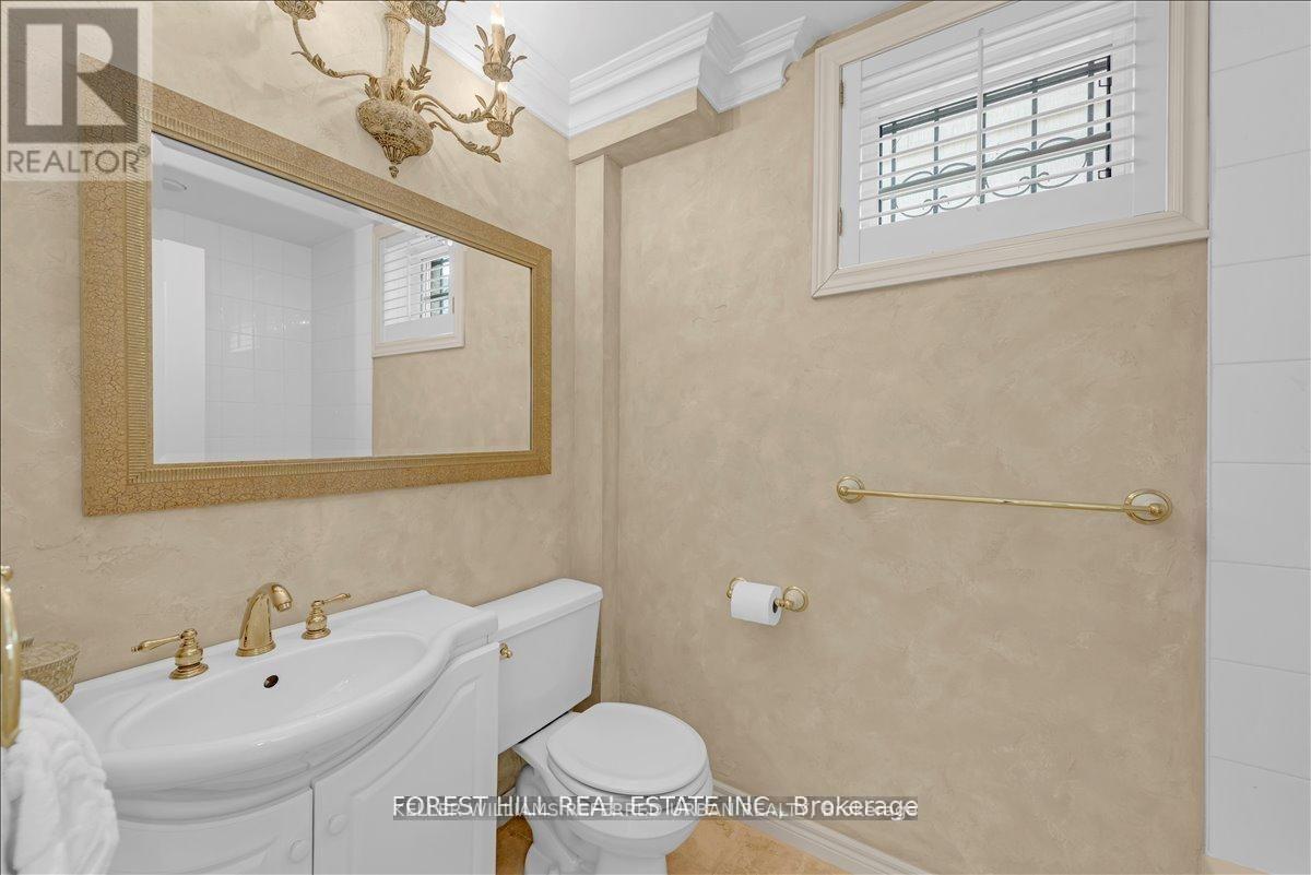 313 BROADWAY AVENUE - Image 37