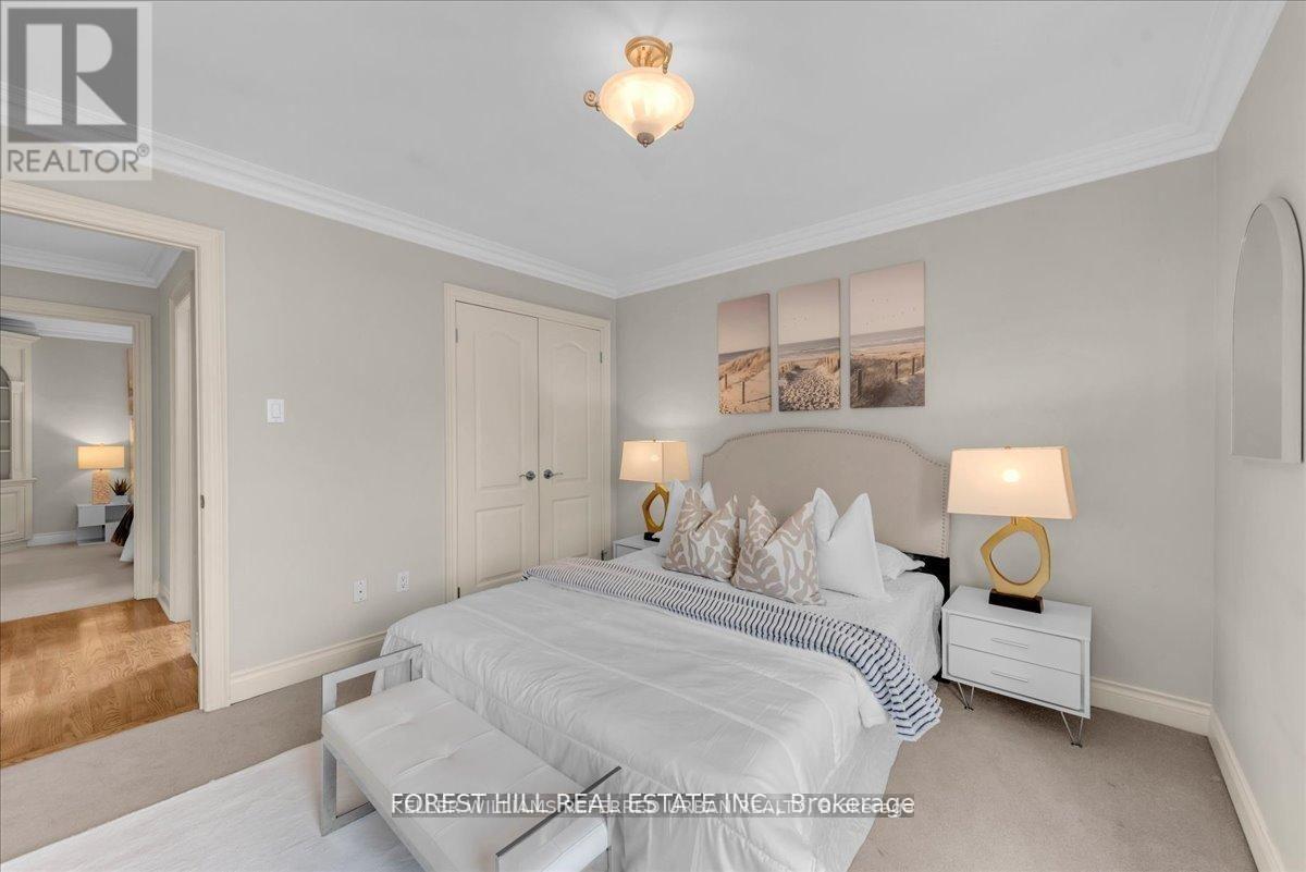 313 BROADWAY AVENUE - Image 30