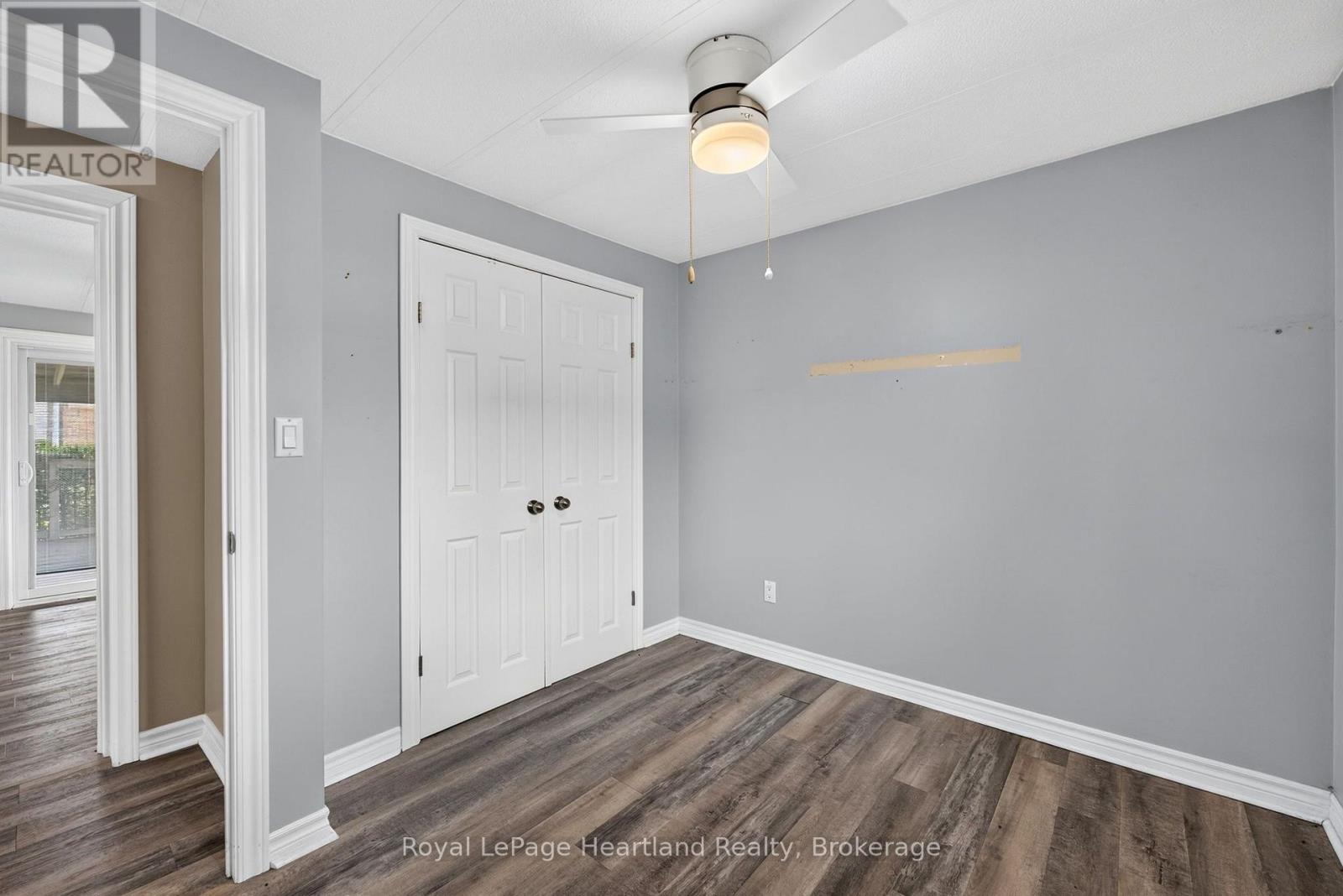 12 VELMA STREET - 28