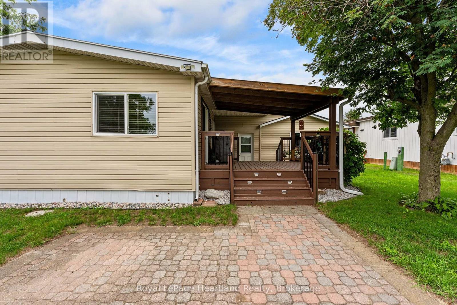 12 VELMA STREET - Image 32