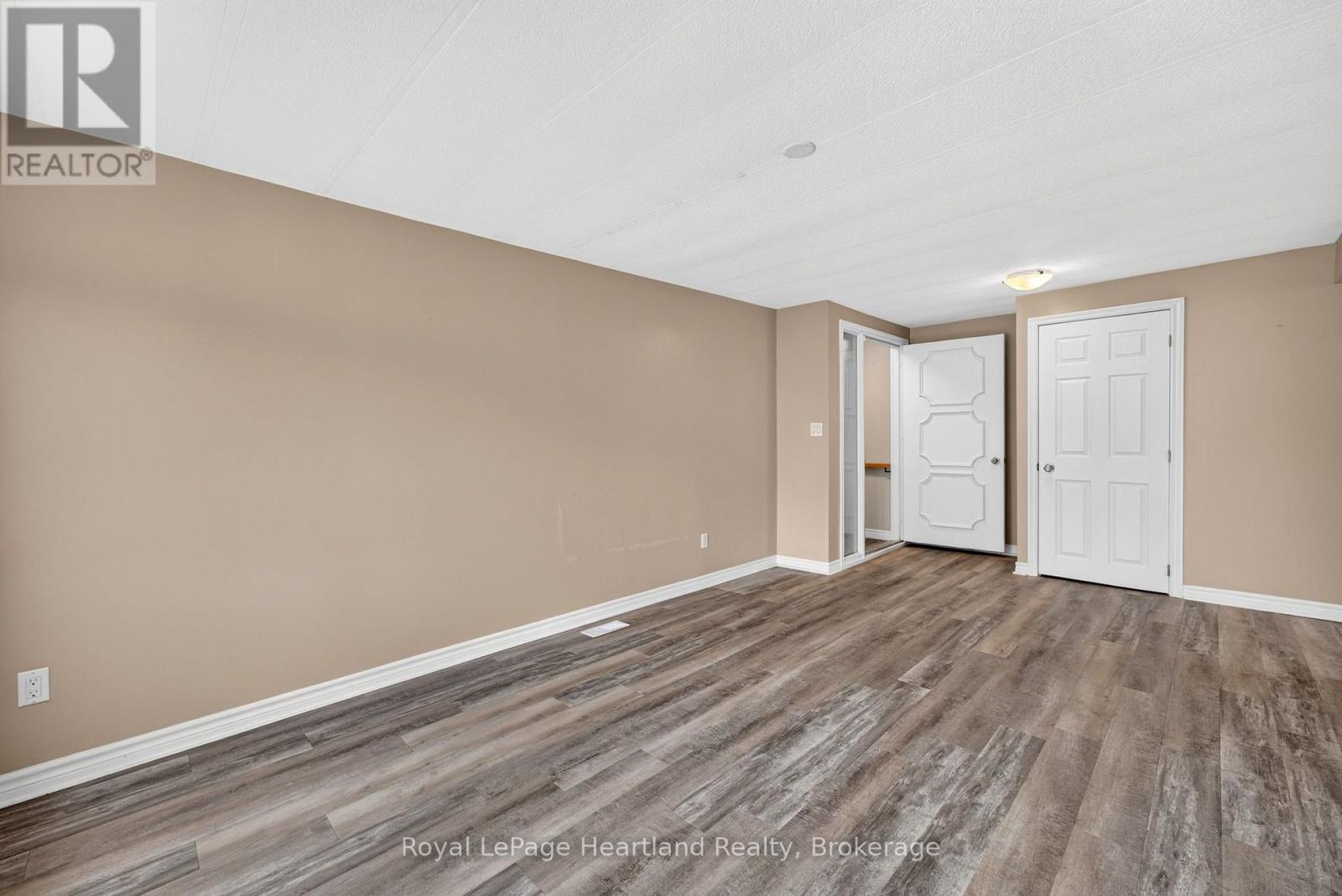 12 VELMA STREET - 8