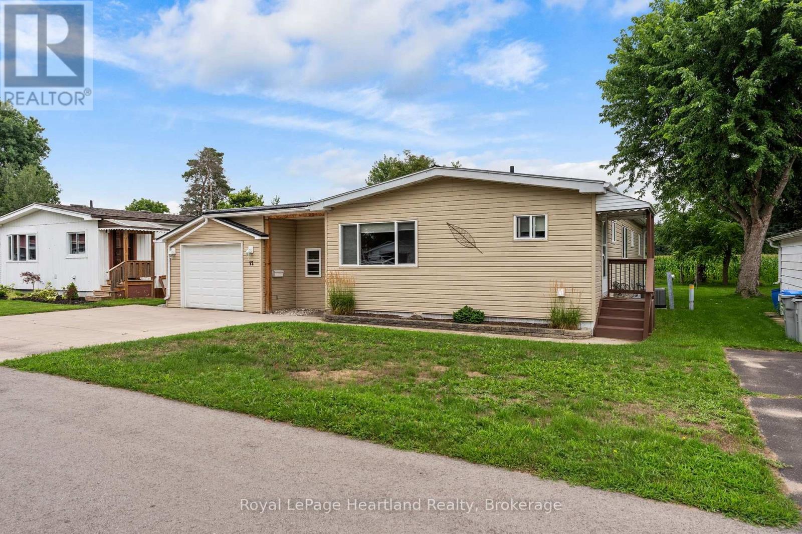 12 VELMA STREET - 44