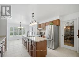 Laundry room - 49 Turtlecreek Boulevard, Brampton, ON L6W3X8 Photo 10
