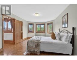 162 Codsell Avenue, Toronto, ON M3H3W6 Photo 22