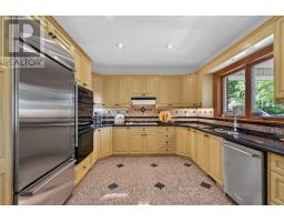162 Codsell Avenue, Toronto, ON M3H3W6 Photo 16