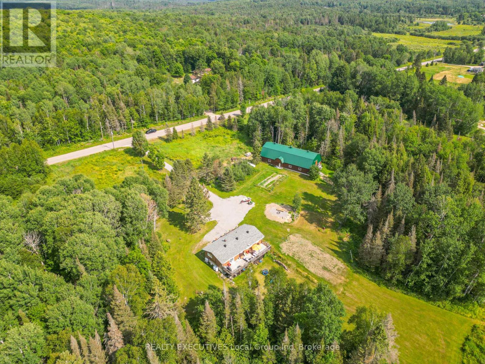 575 GOLF COURSE ROAD - Image 32