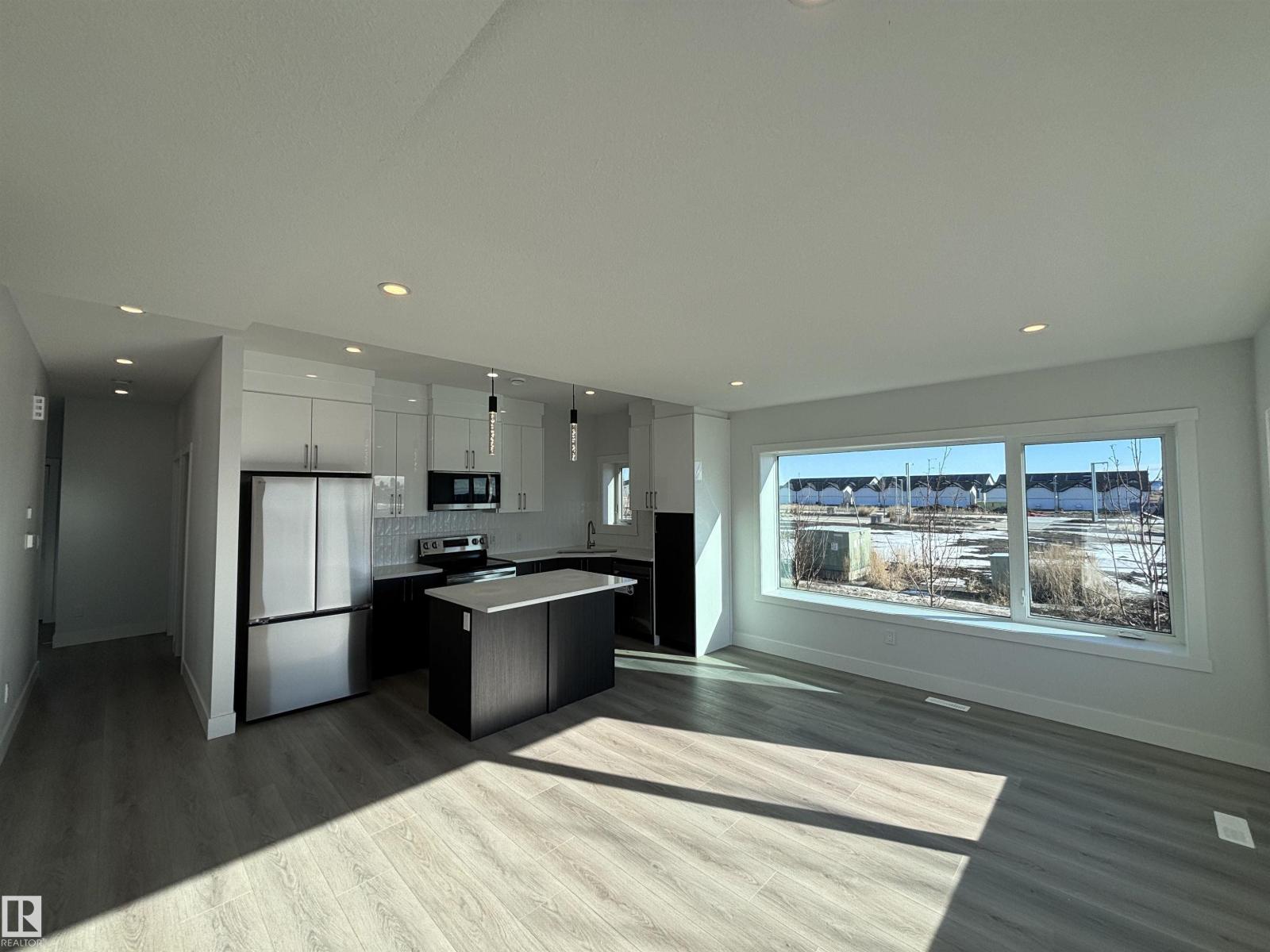 2740 BLATCHFORD RD NW - 4