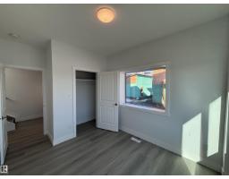 2740 Blatchford Rd Nw, Edmonton, AB T5G0W6 Photo 12