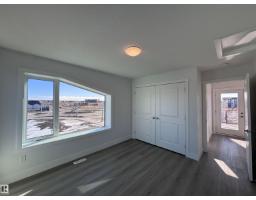 2740 Blatchford Rd Nw, Edmonton, AB T5G0W6 Photo 22