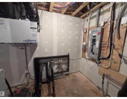 2740 Blatchford Rd Nw, Edmonton, AB T5G0W6 Photo 32