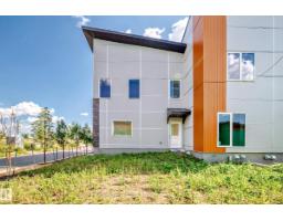 2740 Blatchford Rd Nw, Edmonton, AB T5G0W6 Photo 39