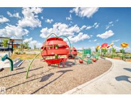 2740 Blatchford Rd Nw, Edmonton, AB T5G0W6 Photo 43
