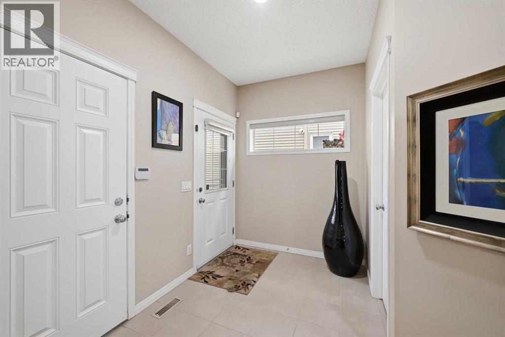 156 Skyview Shores Manor NE - 3