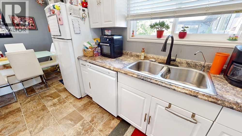 2195 Southview Drive Southeast - Photo 16
