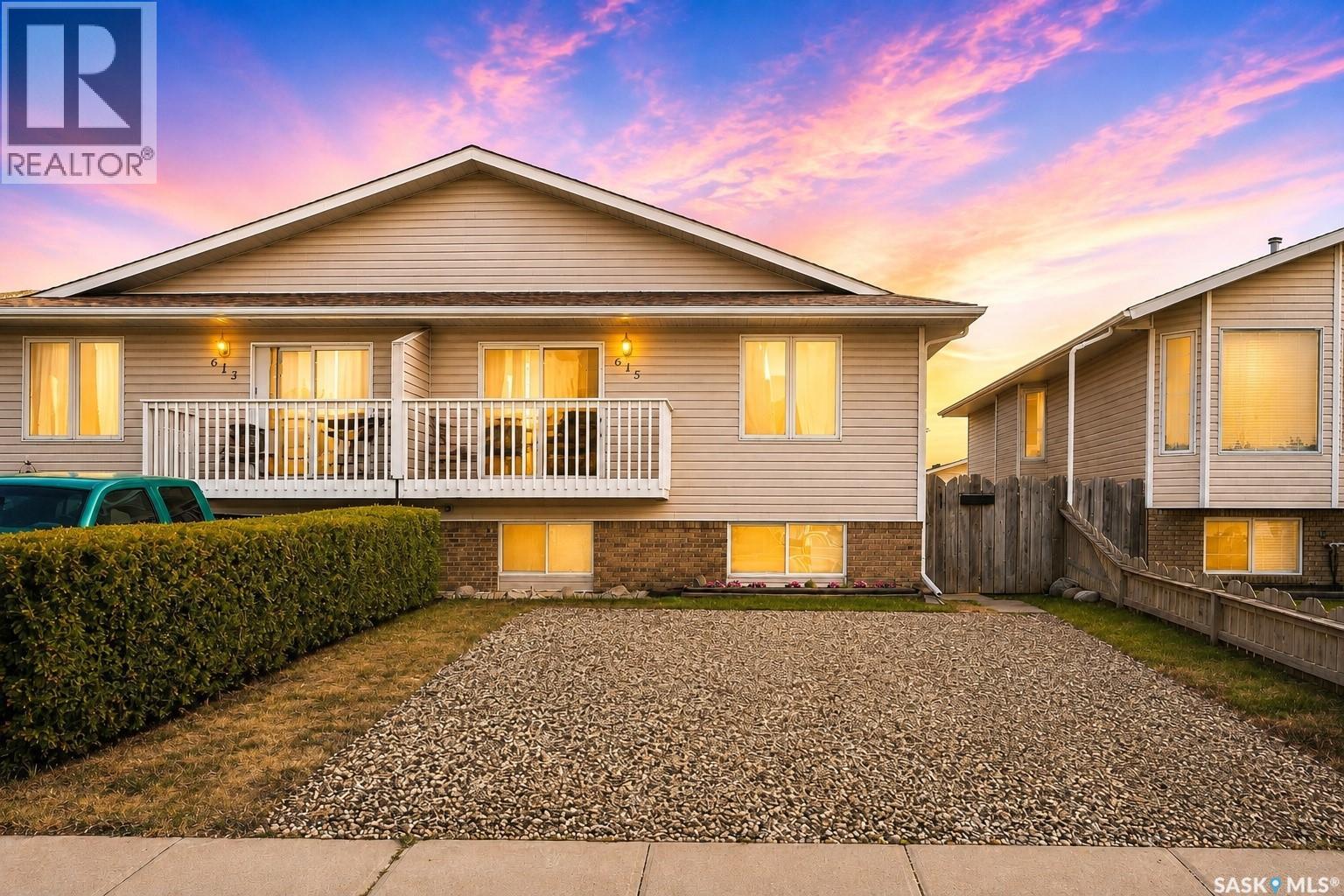 615 Peters STREET - 1