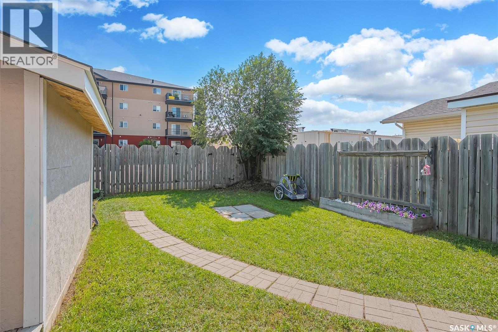 615 Peters STREET - Image 34