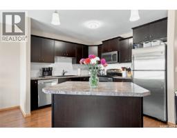 3pc Ensuite bath - 615 Peters Street, Warman, SK S0K4S0 Photo 8
