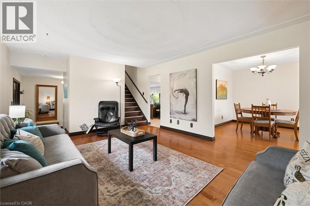 8 PERIN Place - Image 12