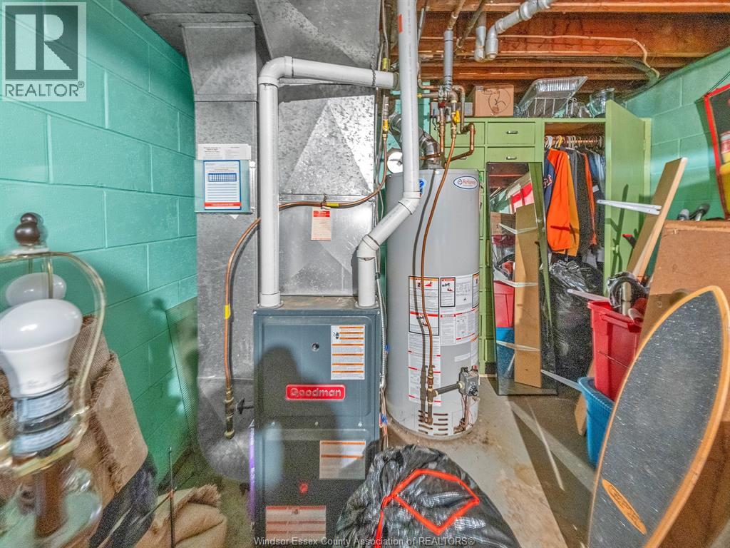 1477 WINDERMERE ROAD - 19