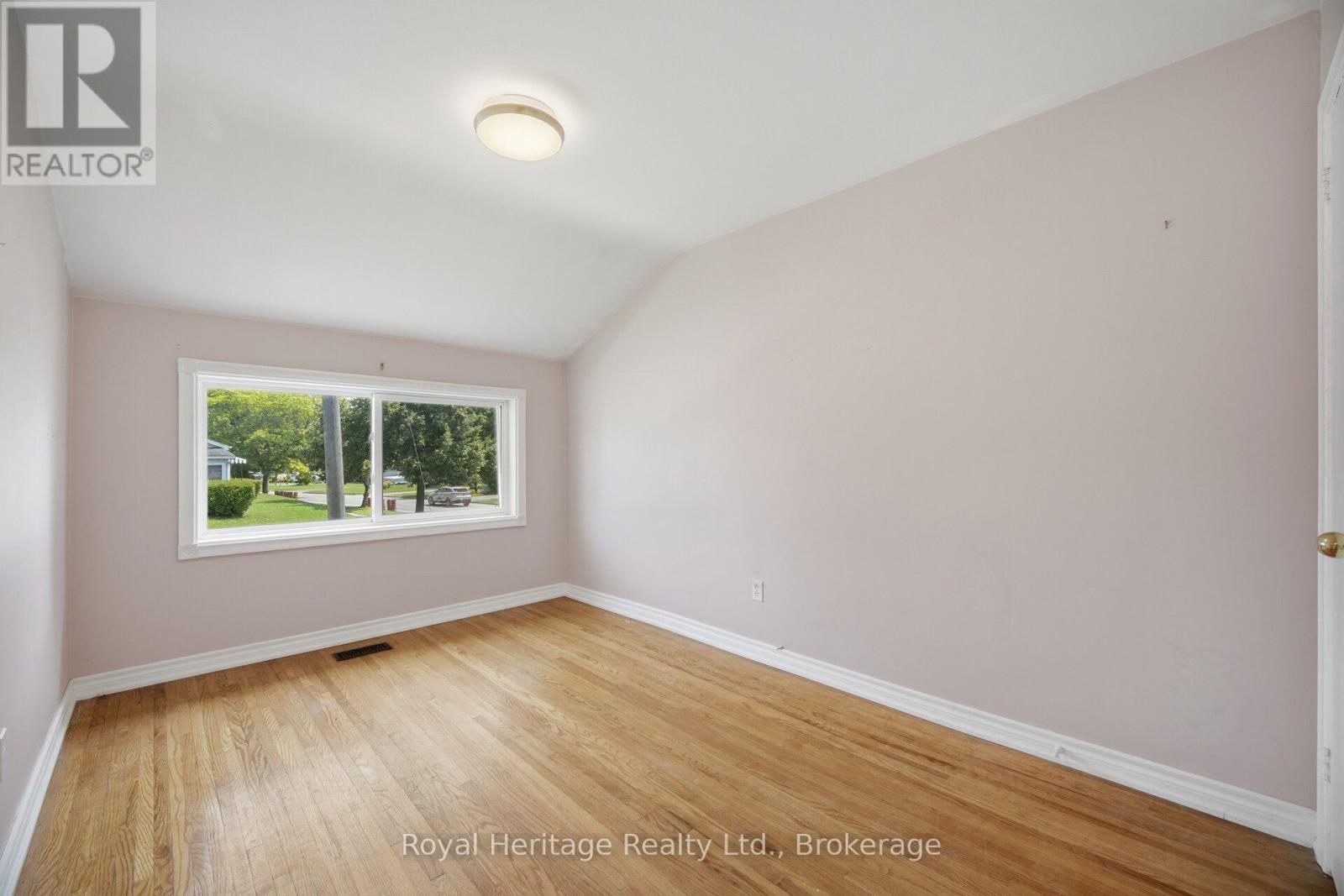 1546 LAKEMOUNT STREET - Image 13