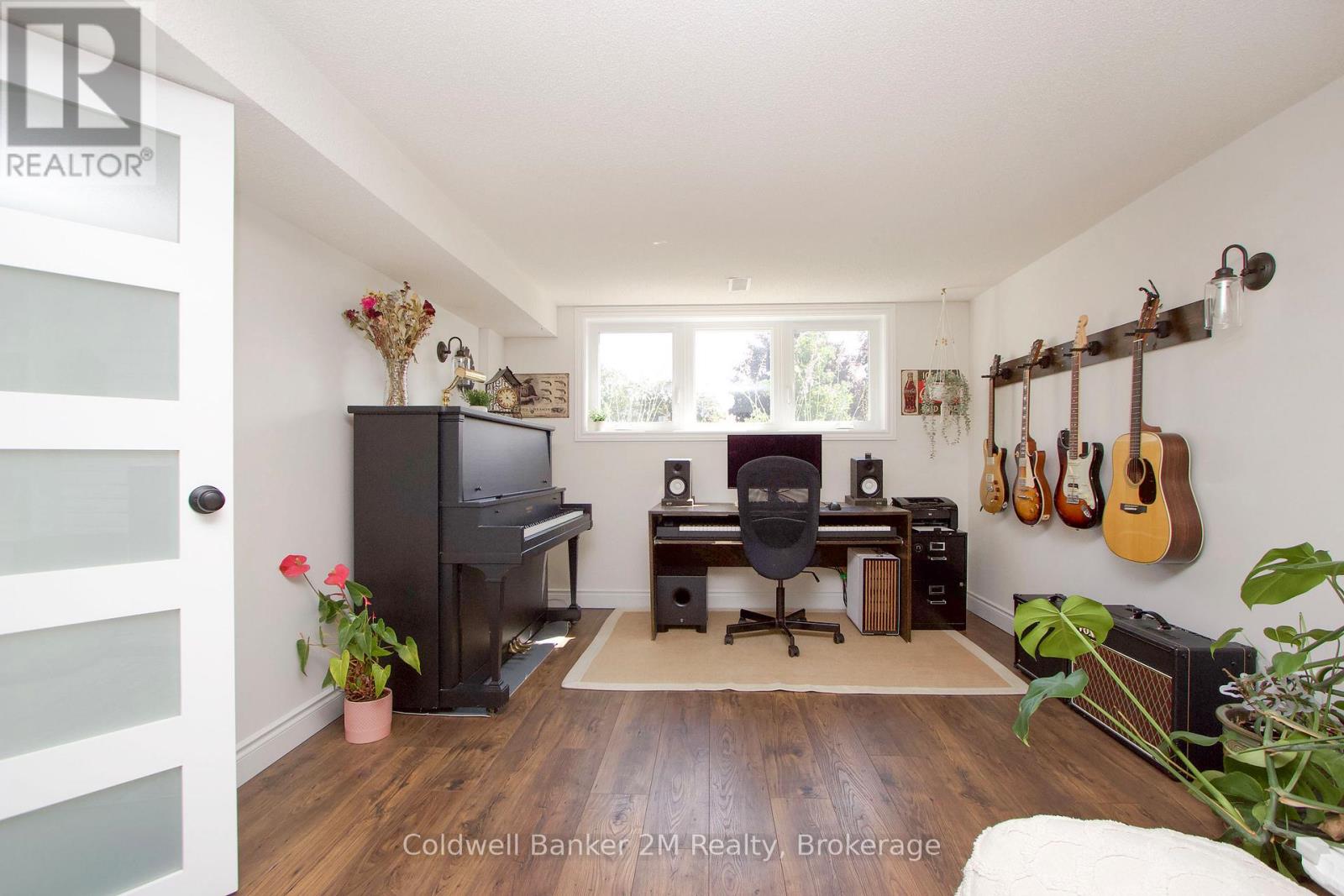 842 SAINT ANNE COURT - 35