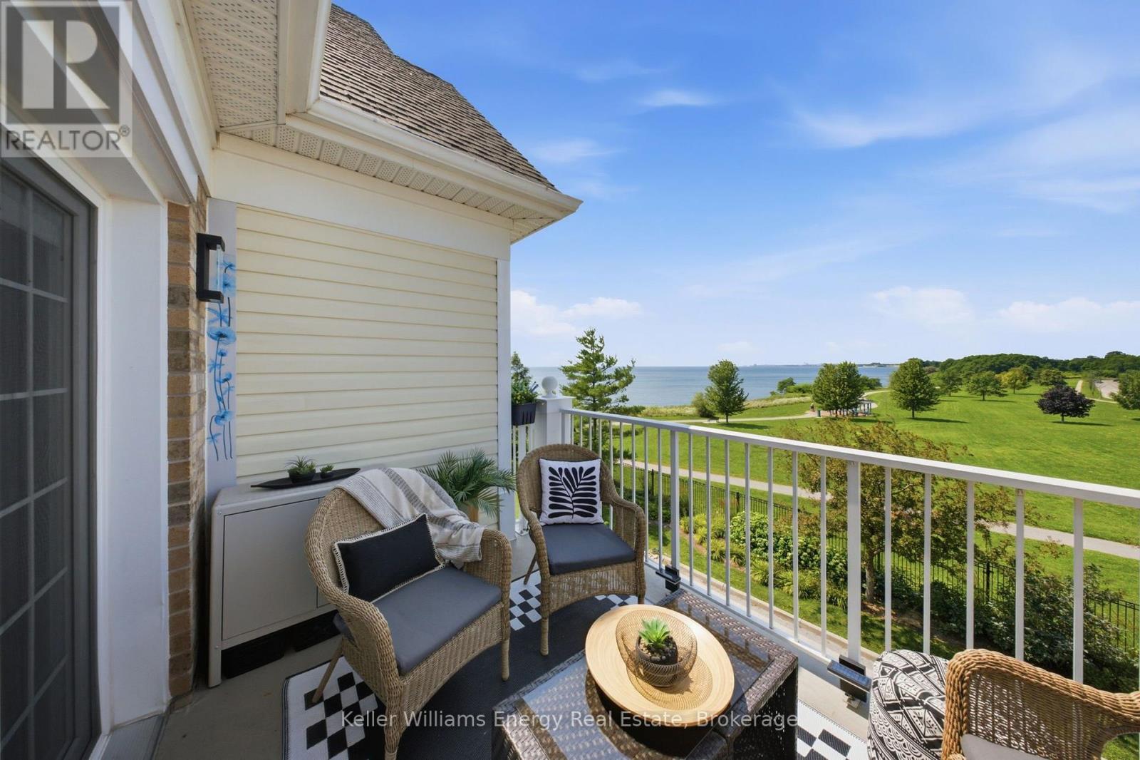 #308 395 LAKEBREEZE DRIVE - Image 31