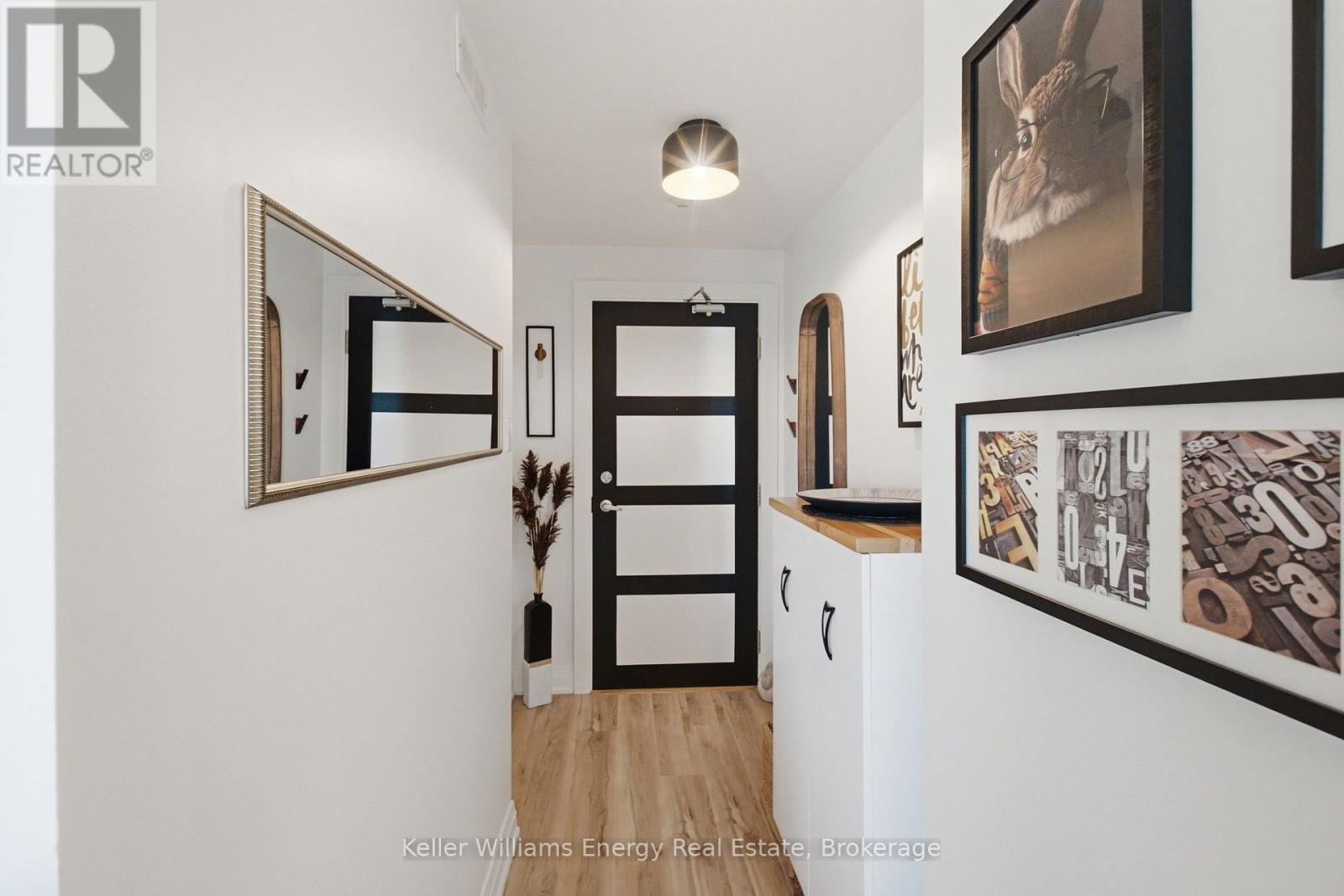 #308 395 LAKEBREEZE DRIVE - Image 4