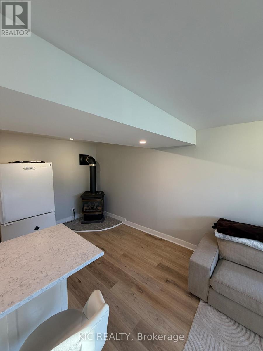 3 CREEKSIDE DRIVE - 31