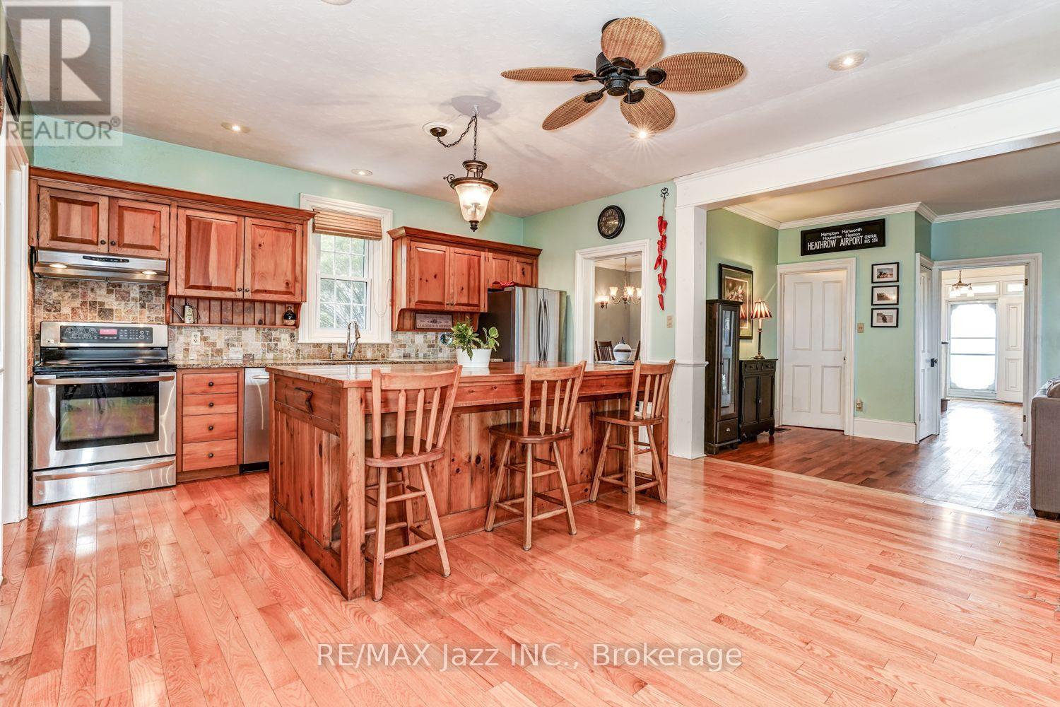 6300 6TH LINE - Image 6