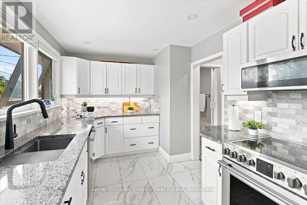 778 HEWITT DRIVE - 28