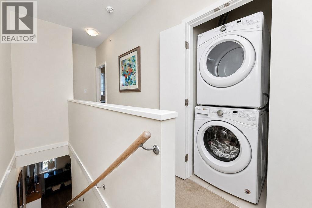 5902 BEACHGATE LANE, Sechelt
