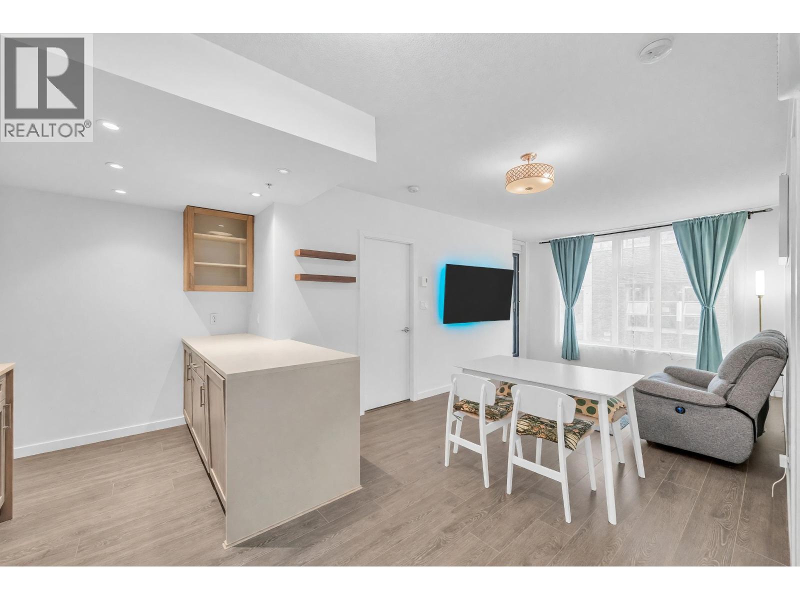 2 Bed, 2 Bath Apartment for Sale in Vancouver – 504 5598 ORMIDALE STREET, Vancouver – MLS# R3154628 - Image 19